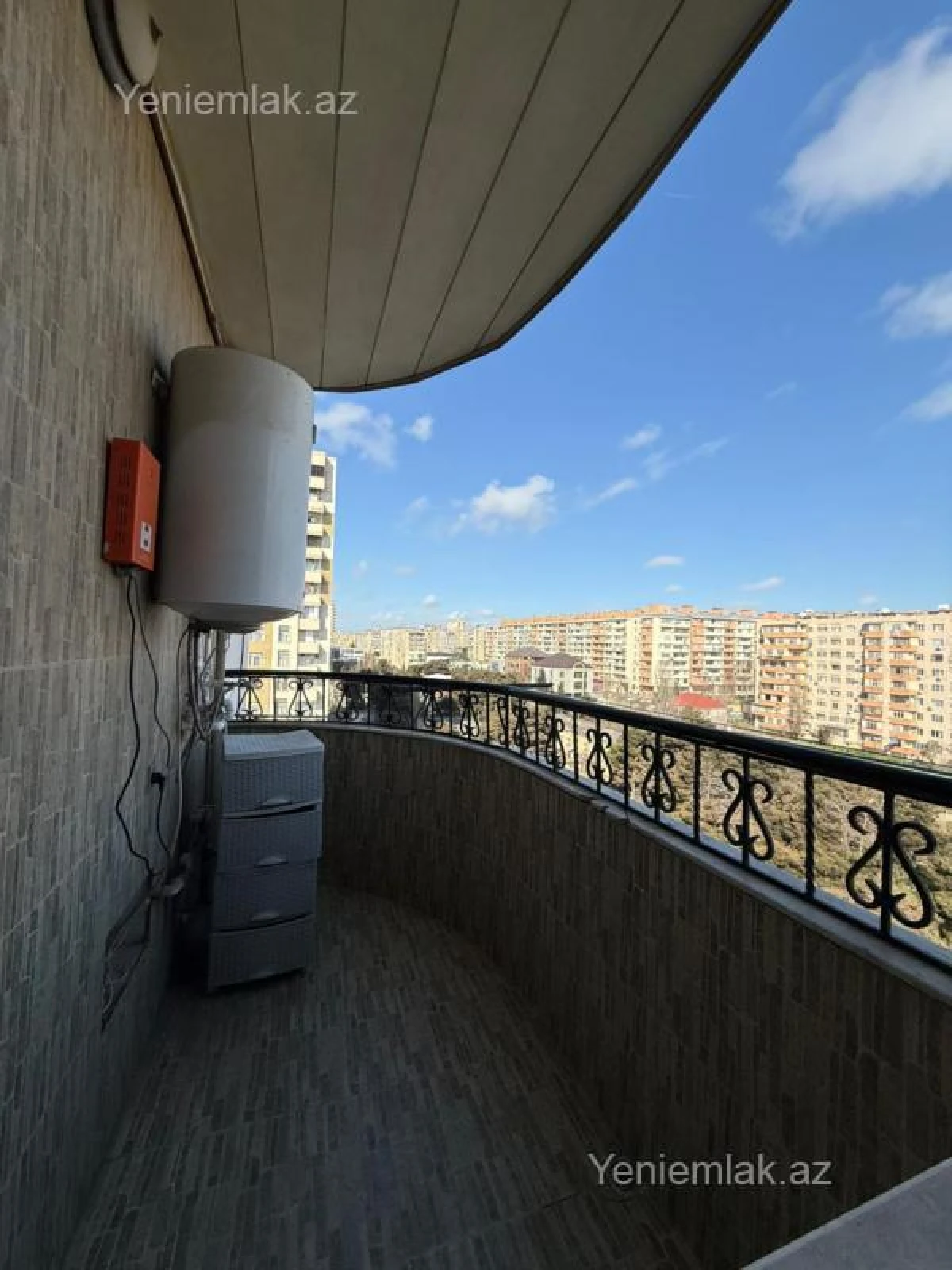 Satılır 3 otaqlı yeni tikili 115 m²