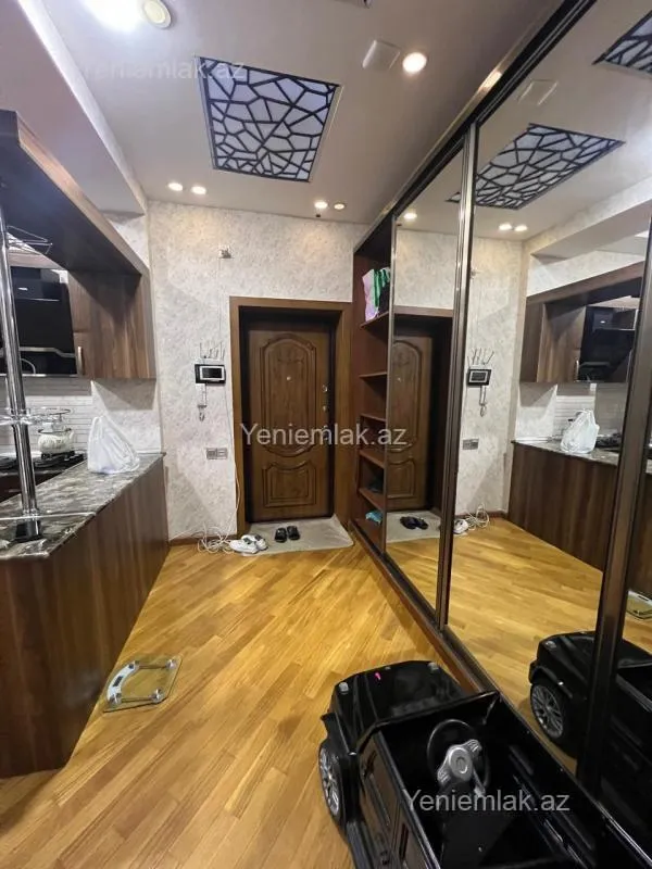 Satılır 2 otaqlı yeni tikili 64 m²