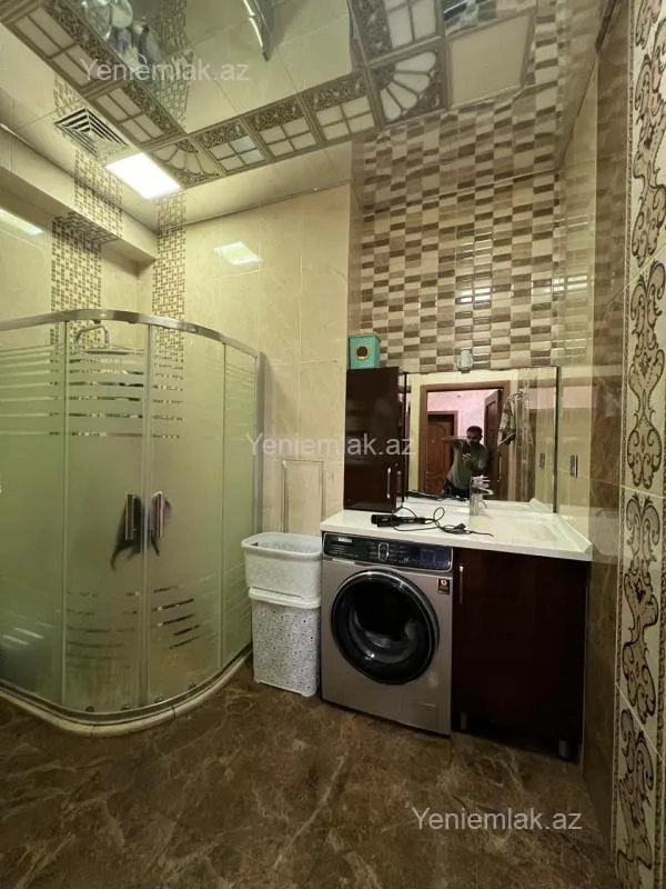 Satılır 2 otaqlı yeni tikili 64 m²