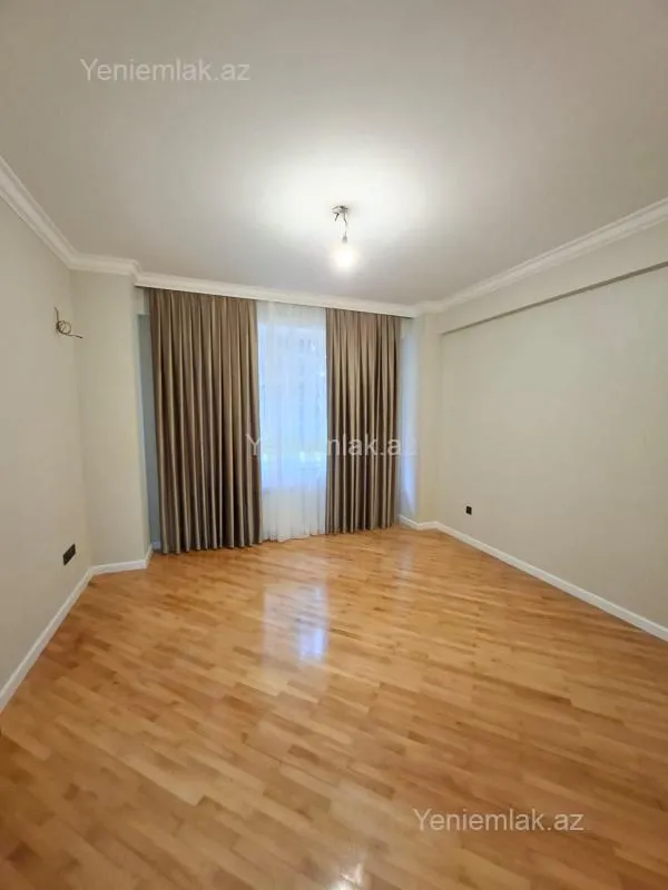 Satılır 2 otaqlı yeni tikili 88 m²