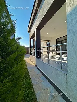 Satılır 4 otaqlı həyət evi 200 m²