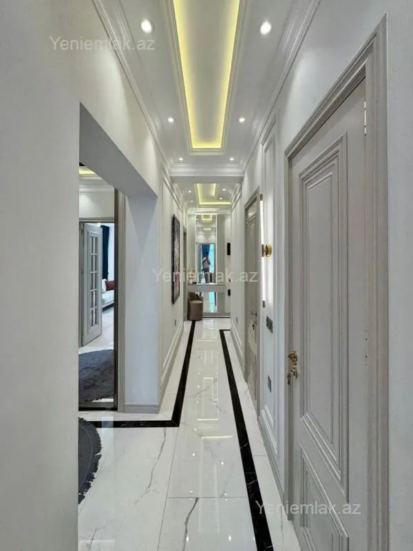 Satılır 3 otaqlı yeni tikili 126 m²