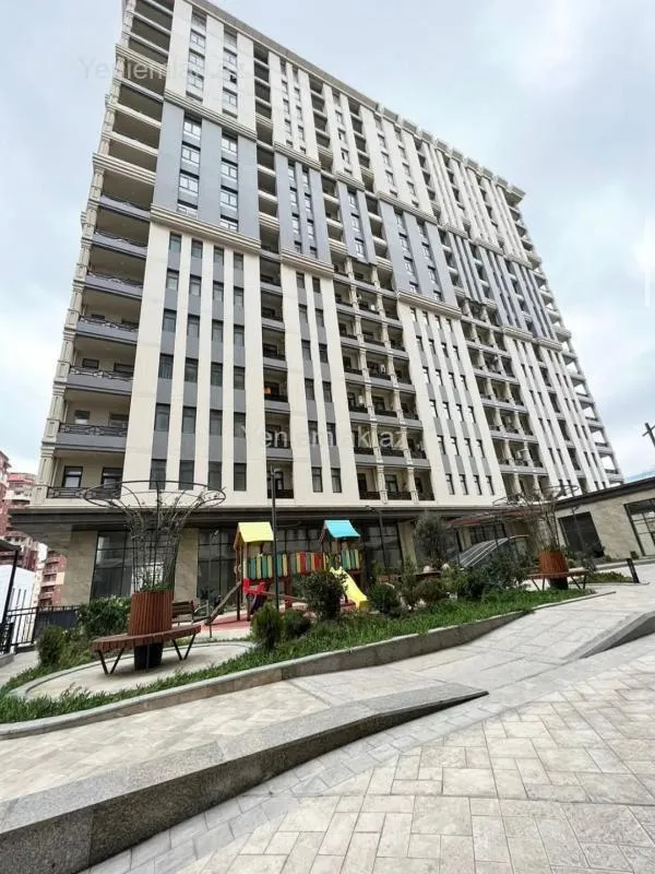 Satılır 3 otaqlı yeni tikili 126 m²
