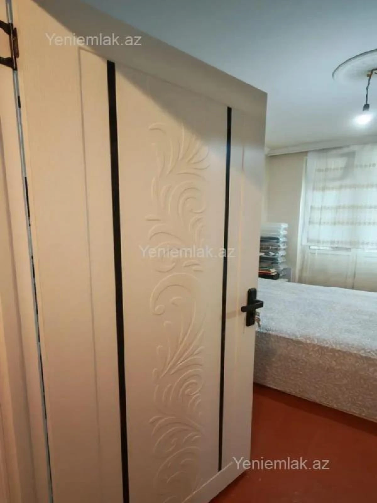 Satılır 2 otaqlı köhnə tikili 55 m²