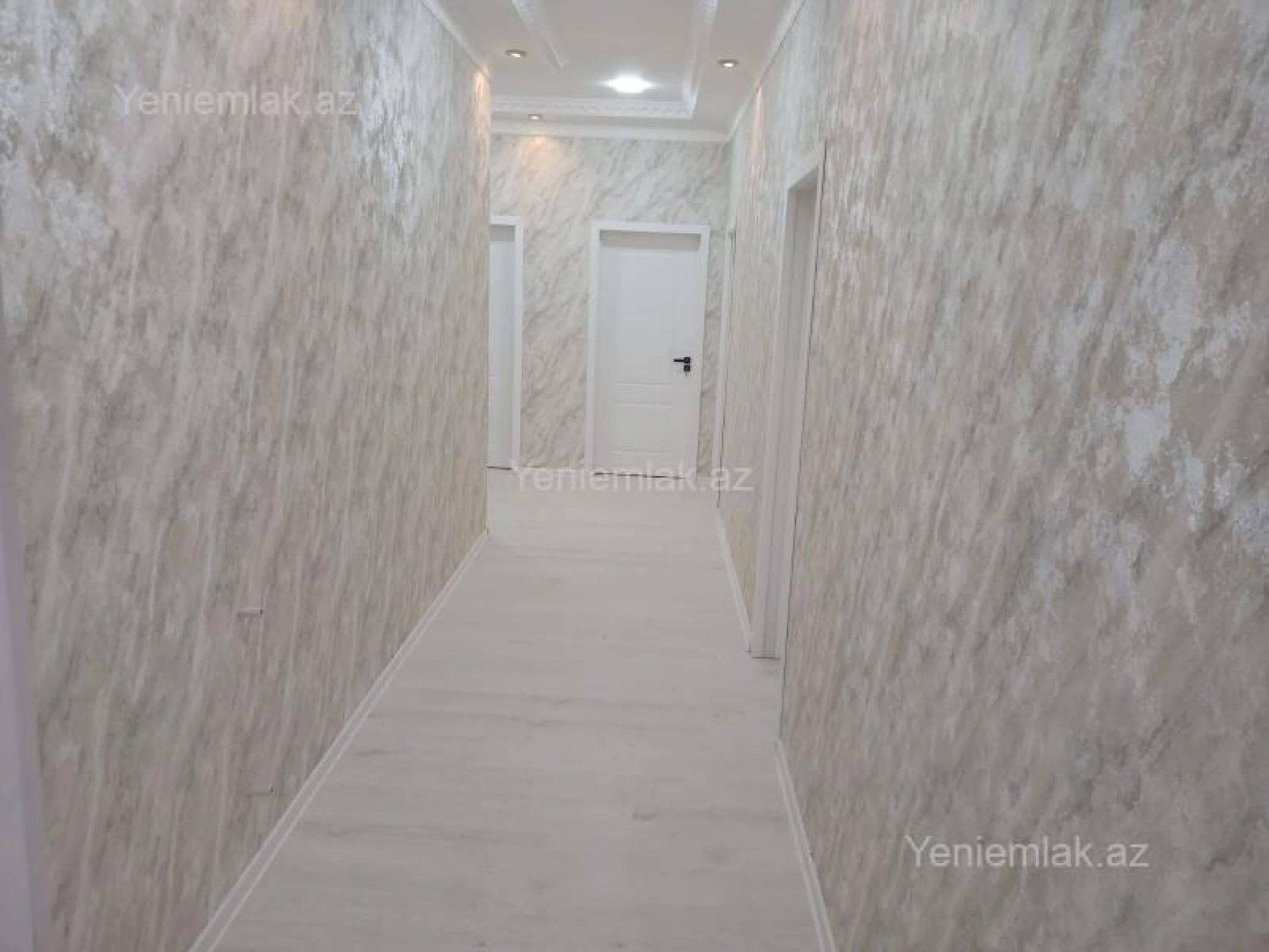 Satılır 5 otaqlı həyət evi 132 m²