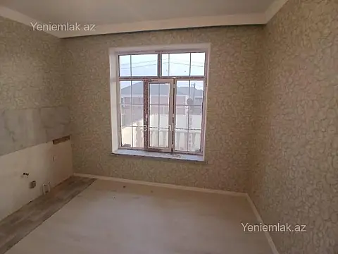 Satılır 5 otaqlı həyət evi 132 m²
