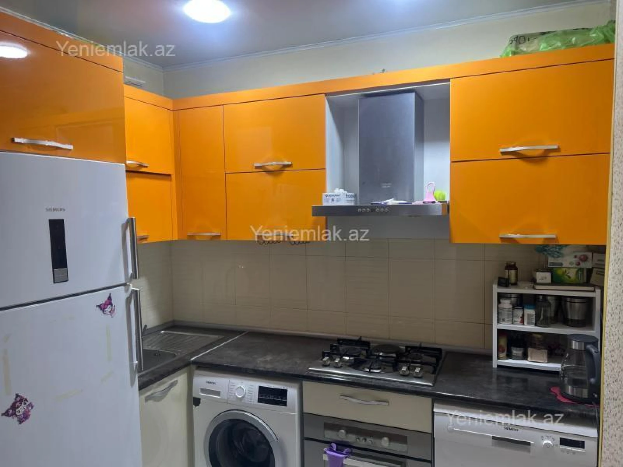 Satılır 3 otaqlı yeni tikili 74 m²