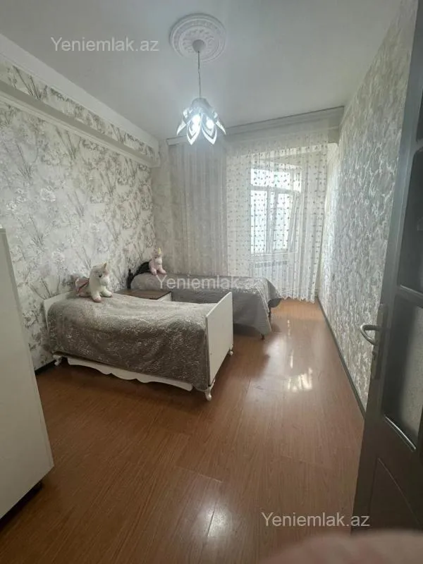 Satılır 3 otaqlı yeni tikili 74 m²