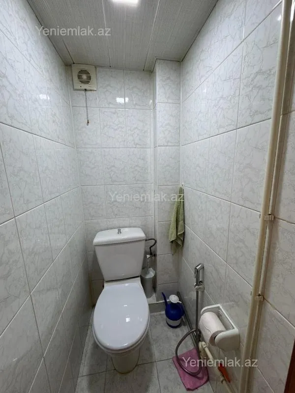 Satılır 2 otaqlı köhnə tikili 60 m²