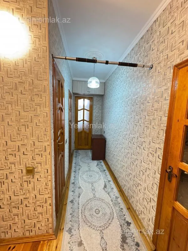 Satılır 2 otaqlı köhnə tikili 60 m²