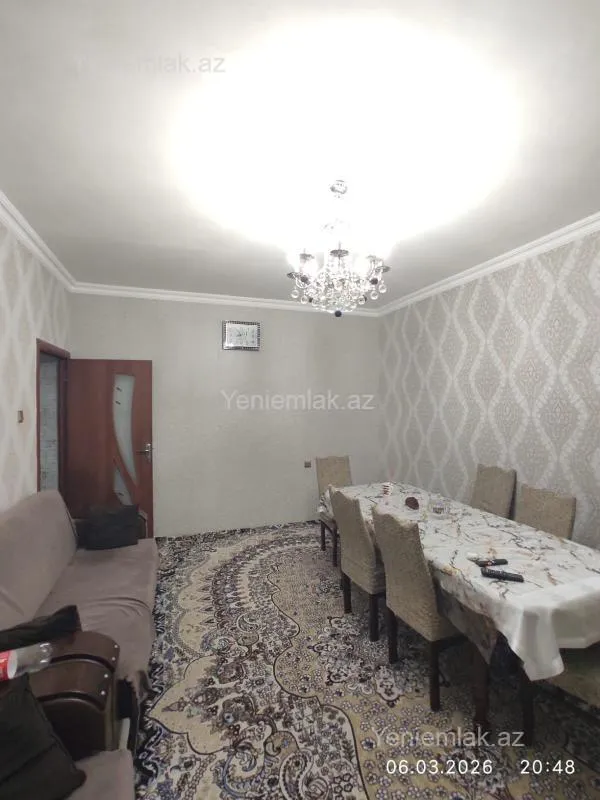 Satılır 4 otaqlı köhnə tikili 88 m²