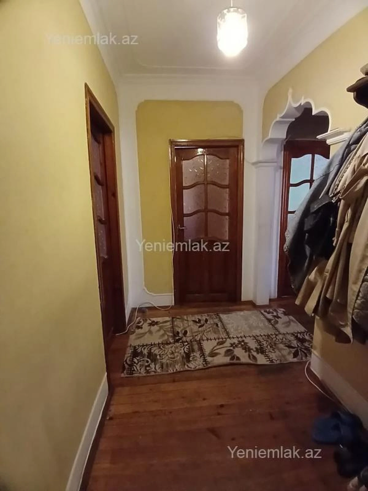 Satılır 3 otaqlı köhnə tikili 85 m²