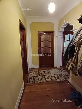 Satılır 3 otaqlı köhnə tikili 85 m²