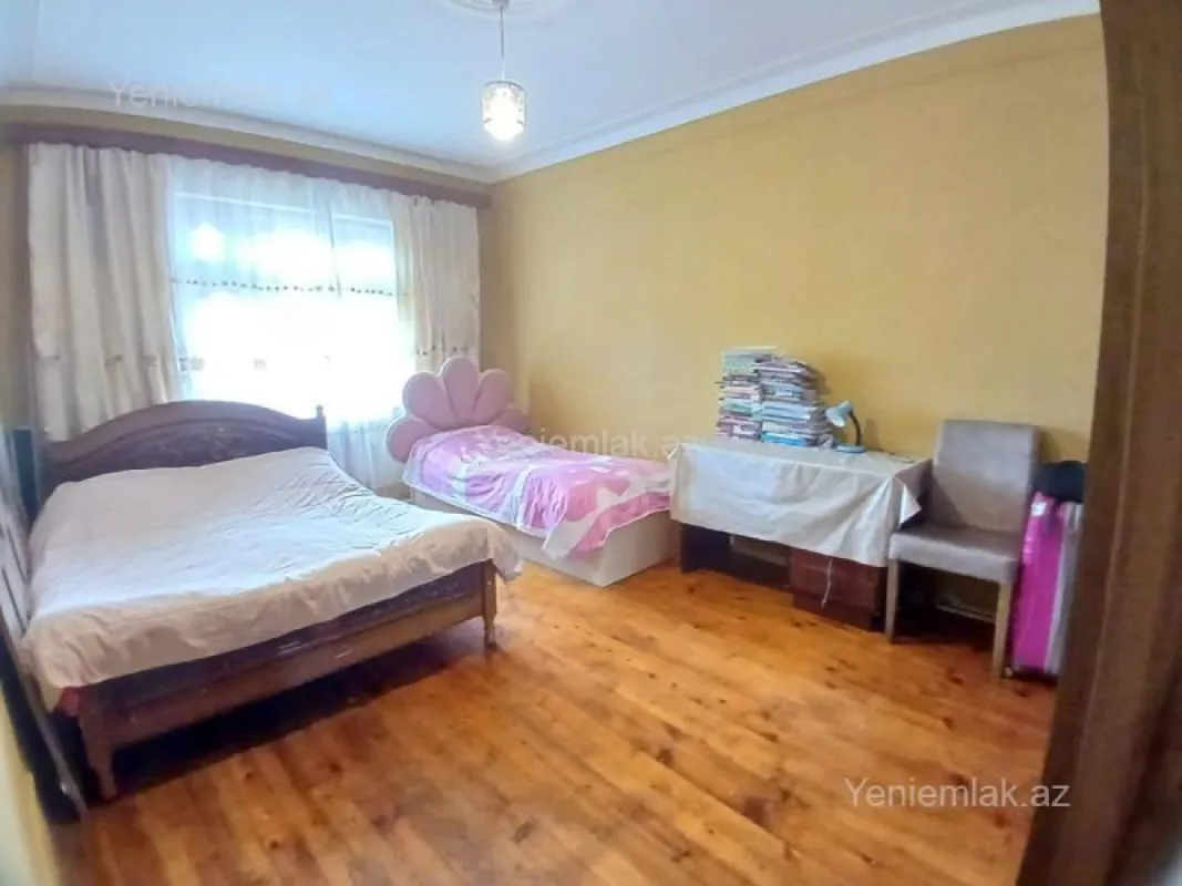 Satılır 3 otaqlı köhnə tikili 85 m²