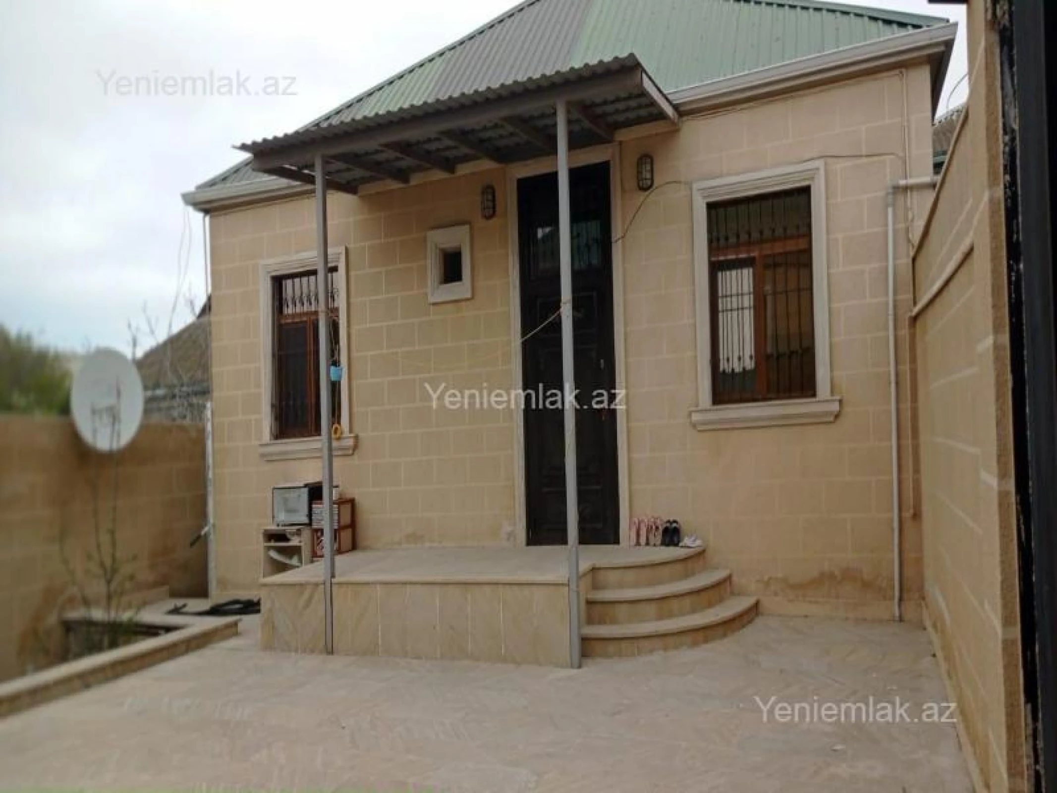 Satılır 3 otaqlı həyət evi 110 m²