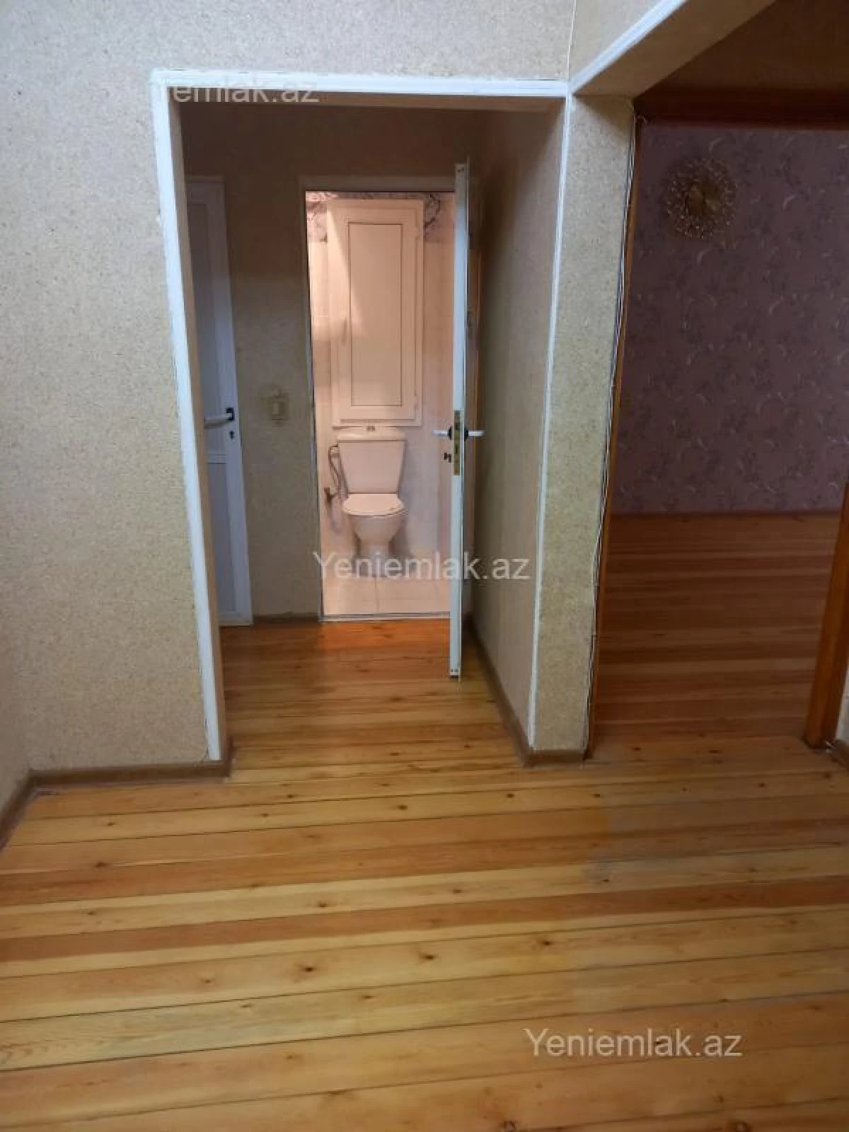 Satılır 2 otaqlı köhnə tikili 65 m²