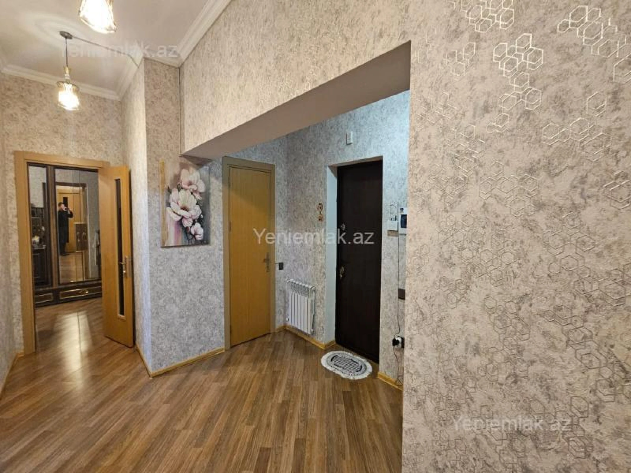 Satılır 3 otaqlı yeni tikili 125 m²