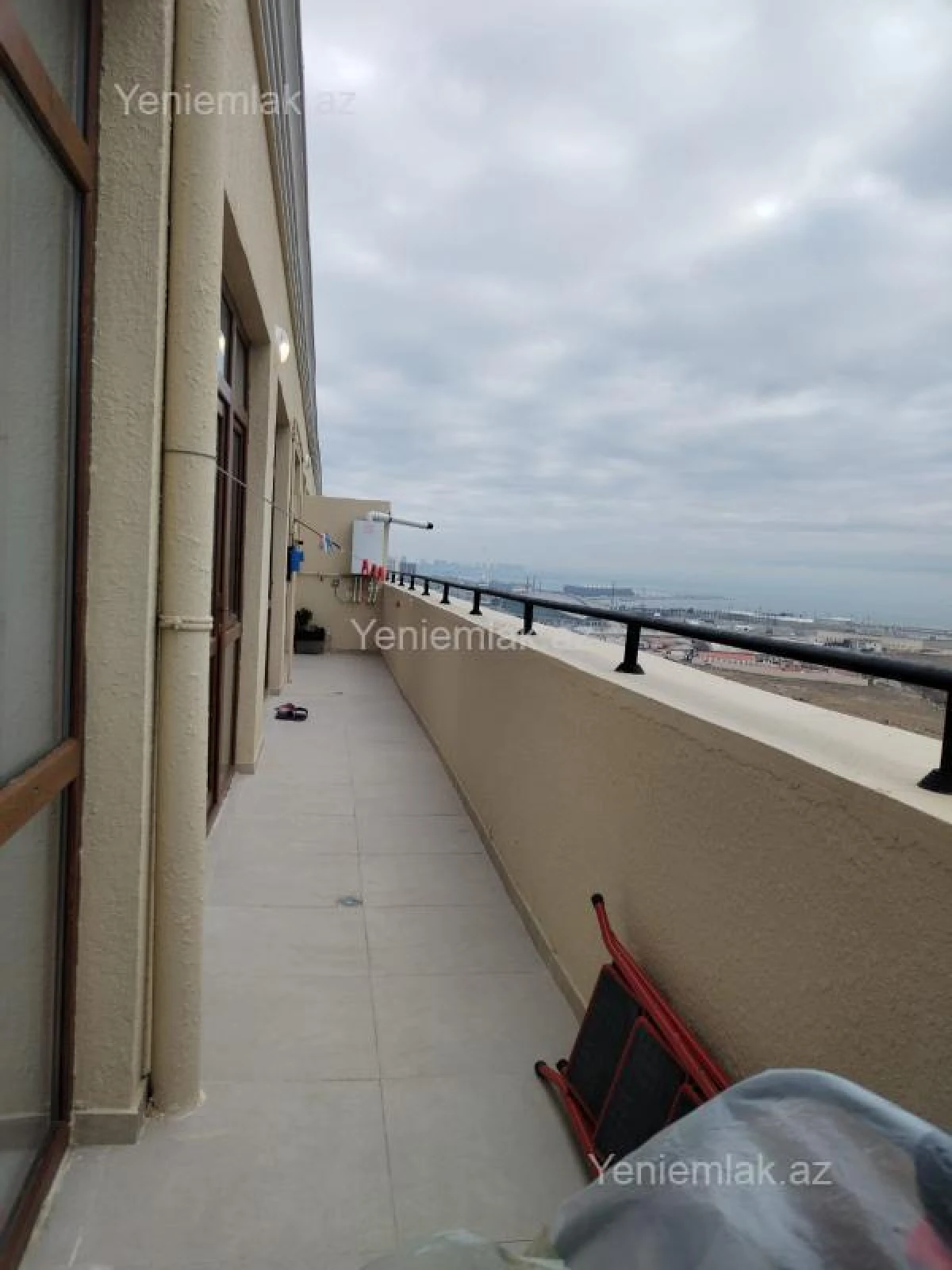 Satılır 3 otaqlı yeni tikili 125 m²