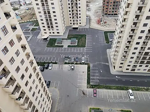 Satılır 3 otaqlı yeni tikili 125 m²