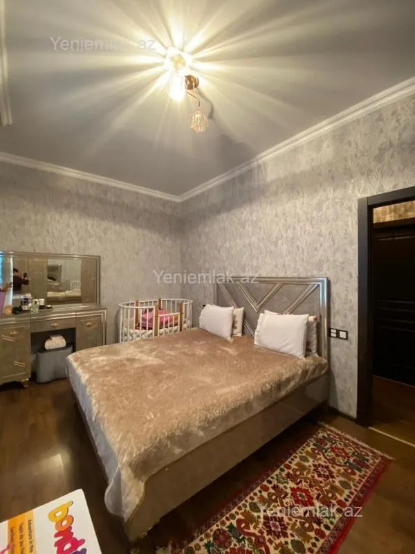 Satılır 2 otaqlı yeni tikili 60 m²