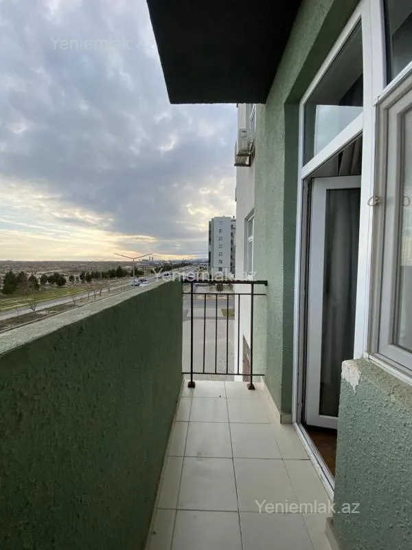 Satılır 2 otaqlı yeni tikili 60 m²