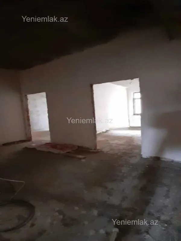 Satılır 3 otaqlı yeni tikili 122 m²