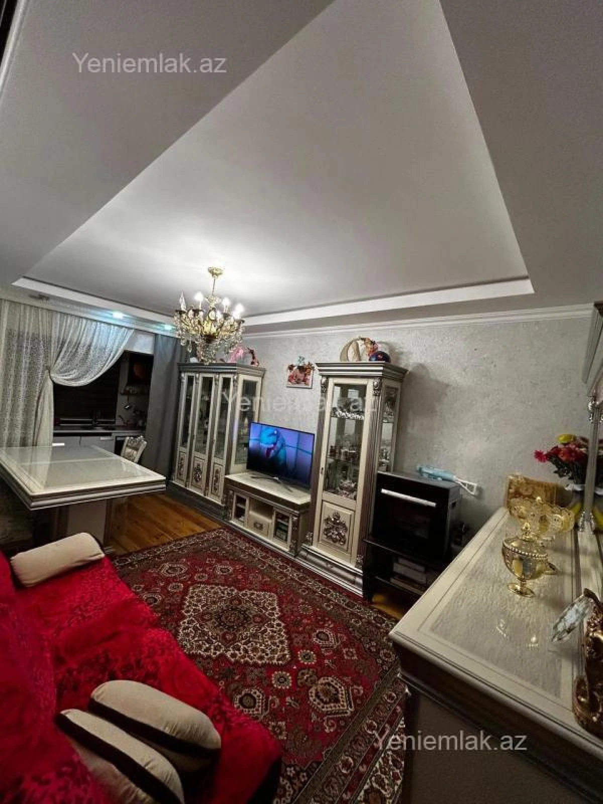 Satılır 3 otaqlı köhnə tikili 70 m²