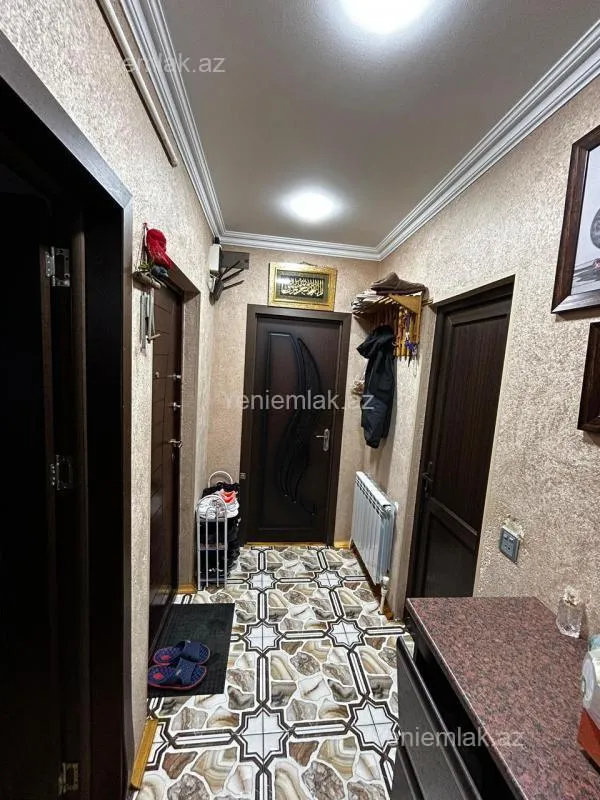 Satılır 3 otaqlı köhnə tikili 70 m²