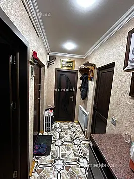 Satılır 3 otaqlı köhnə tikili 70 m²