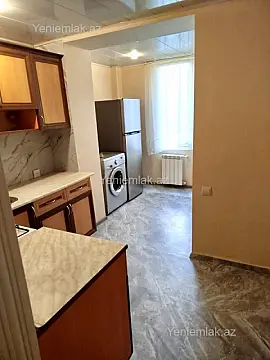 Satılır 2 otaqlı köhnə tikili 50 m²