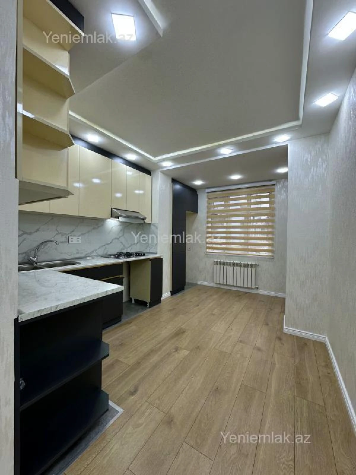 Satılır 2 otaqlı köhnə tikili 60 m²