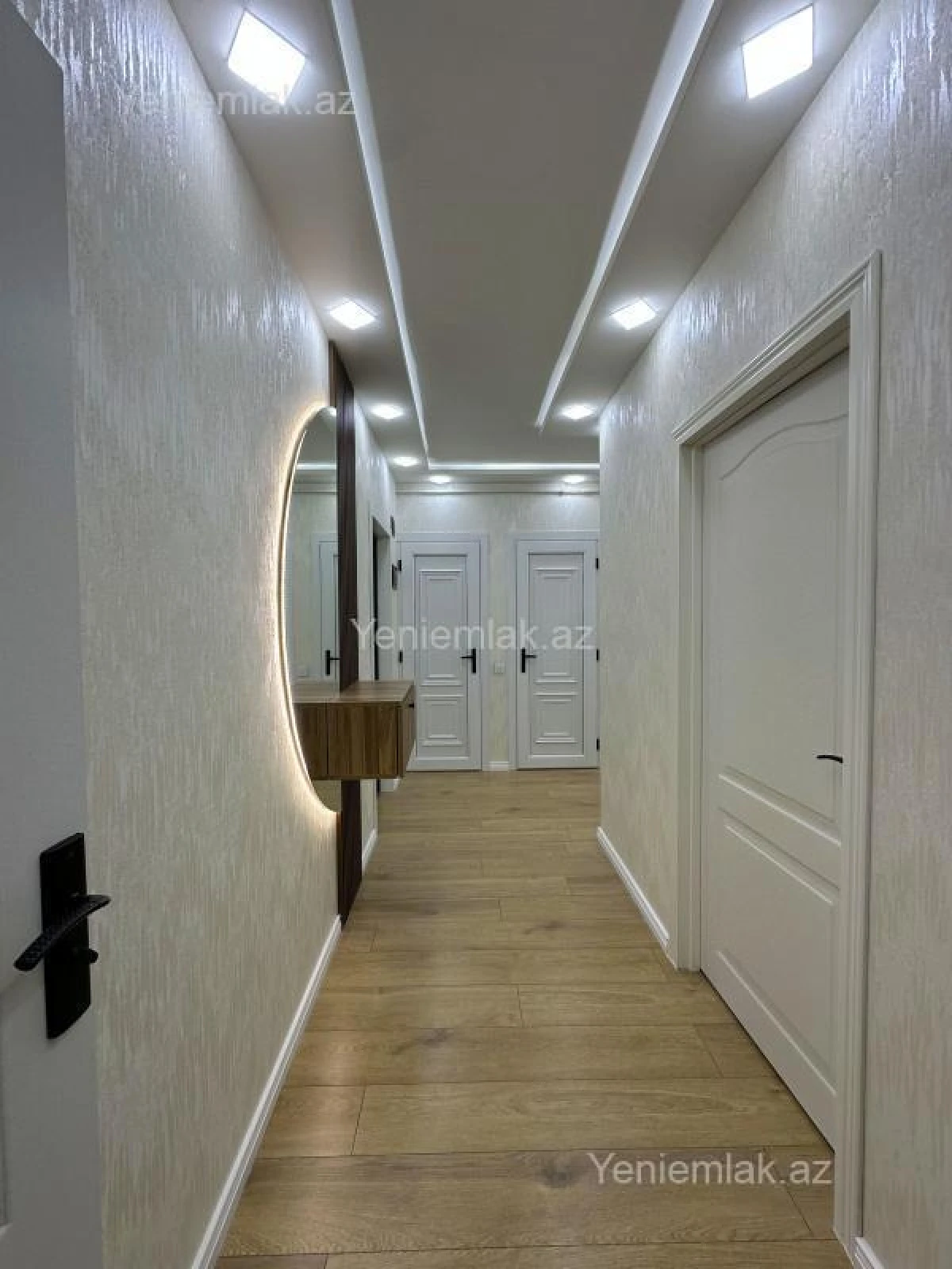 Satılır 2 otaqlı köhnə tikili 60 m²