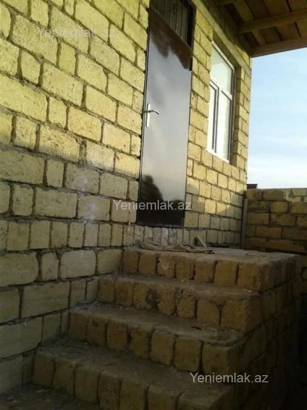 Satılır 2 otaqlı həyət evi 36 m²