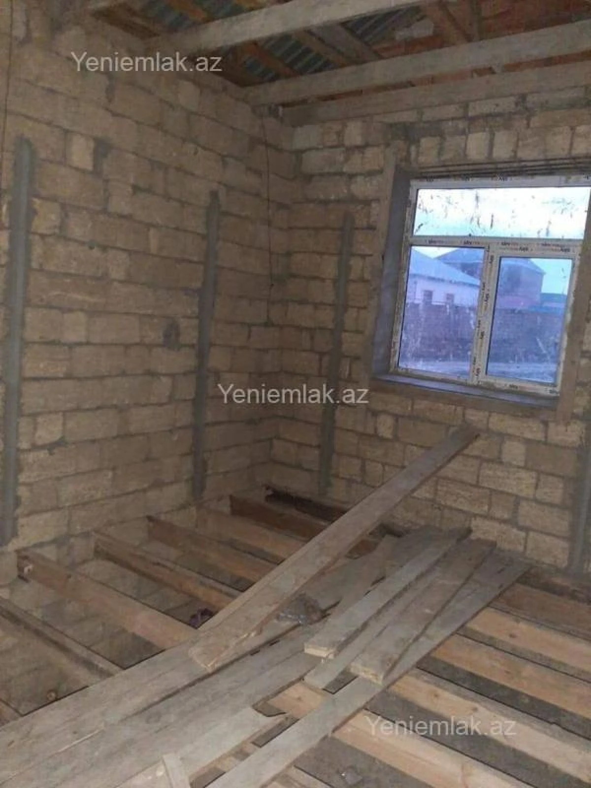 Satılır 2 otaqlı həyət evi 36 m²