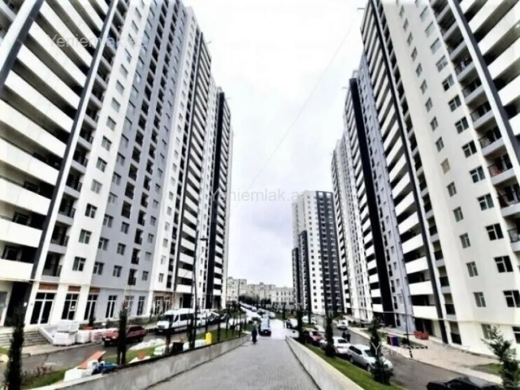 Satılır 2 otaqlı yeni tikili 85 m²