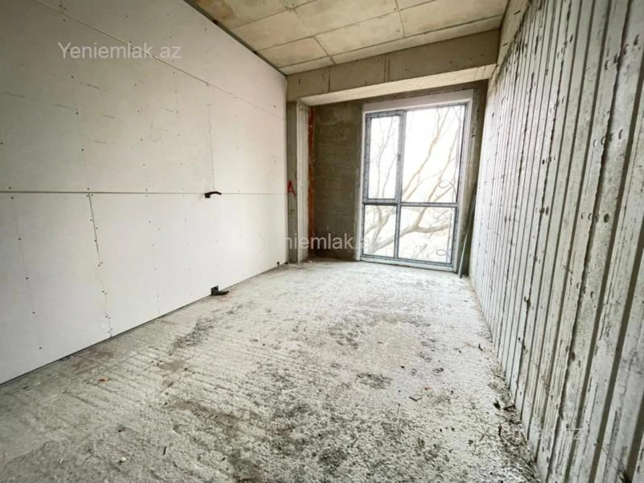 Satılır 3 otaqlı yeni tikili 86 m²