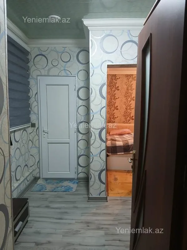 Satılır 4 otaqlı həyət evi 100 m²