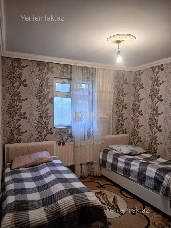 Satılır 4 otaqlı həyət evi 100 m²