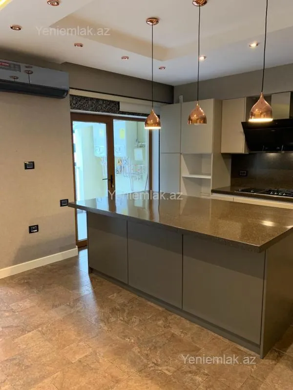 Satılır 5 otaqlı yeni tikili 282 m²