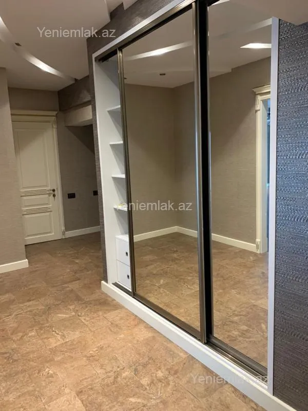 Satılır 5 otaqlı yeni tikili 282 m²