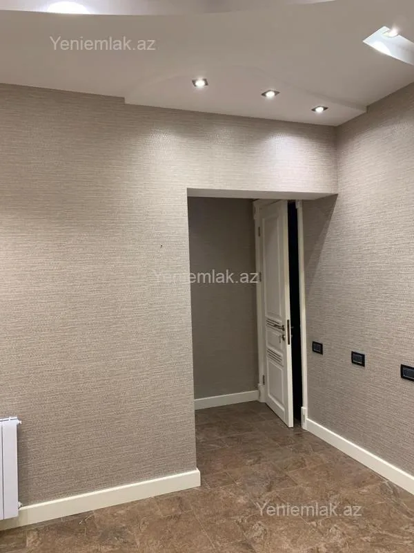 Satılır 5 otaqlı yeni tikili 282 m²
