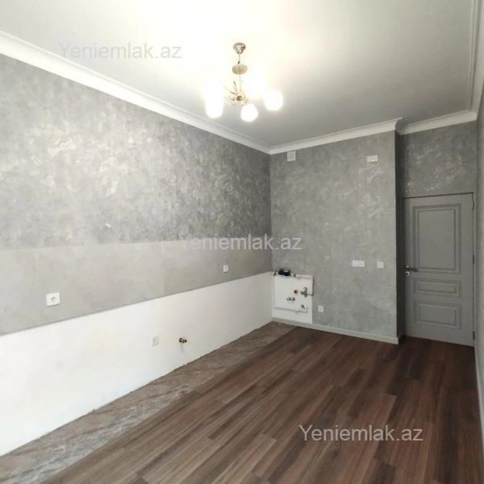 Satılır 4 otaqlı ofis 164 m²