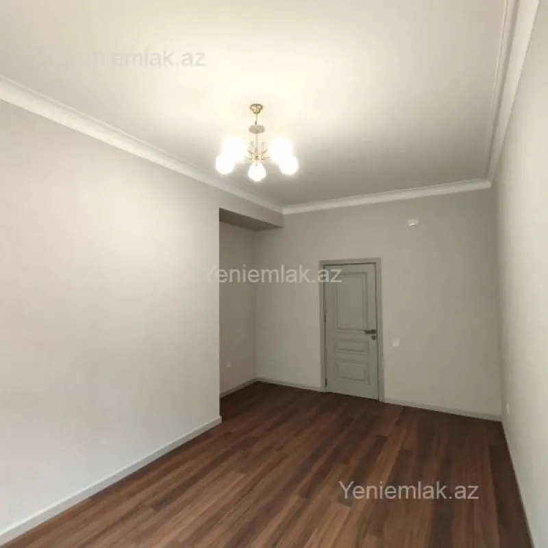 Satılır 4 otaqlı ofis 164 m²