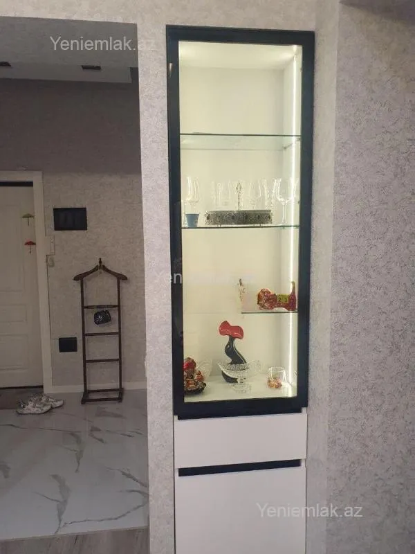 Satılır 2 otaqlı yeni tikili 72 m²
