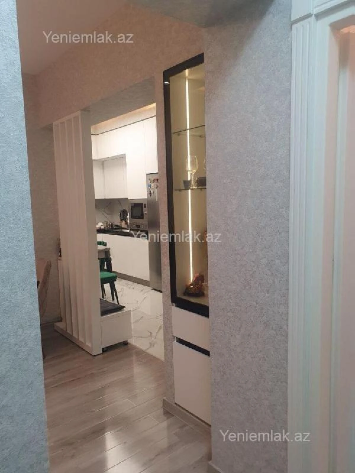 Satılır 2 otaqlı yeni tikili 72 m²