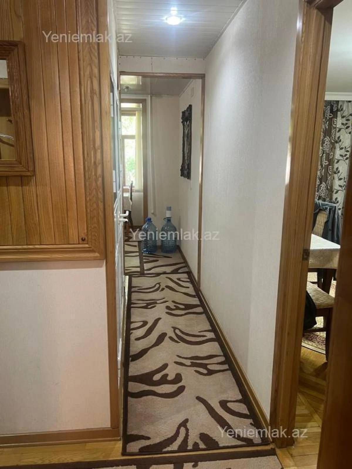 Satılır 3 otaqlı köhnə tikili 85 m²