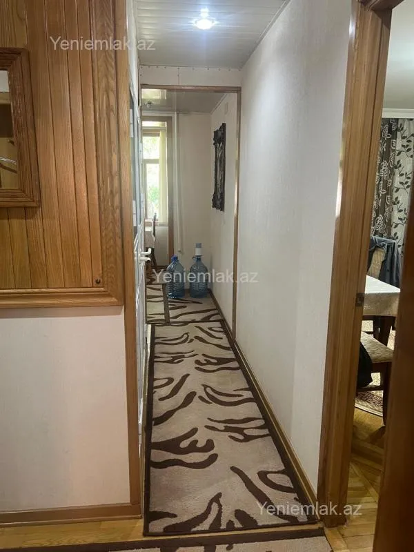 Satılır 3 otaqlı köhnə tikili 85 m²
