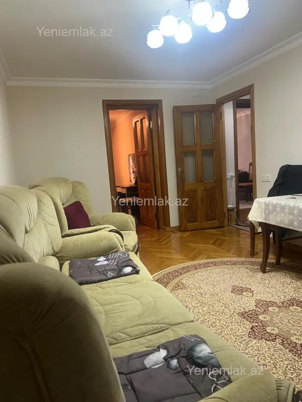 Satılır 3 otaqlı köhnə tikili 85 m²