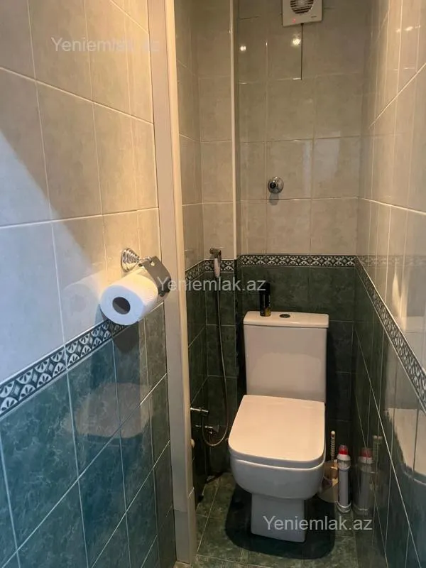 Satılır 3 otaqlı köhnə tikili 85 m²