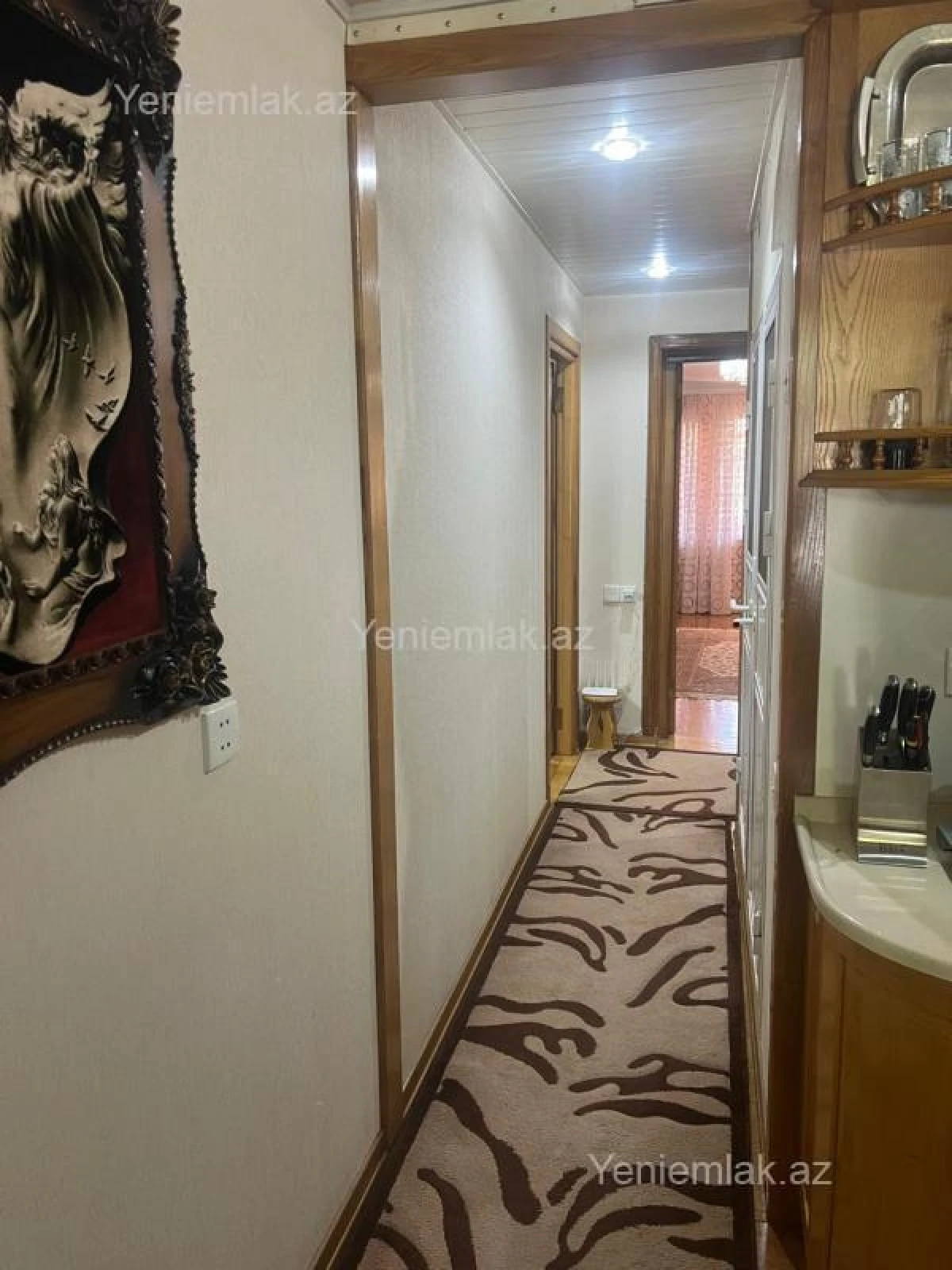 Satılır 3 otaqlı köhnə tikili 85 m²
